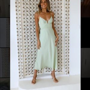 NWT Hello Molly MIDI DRESS